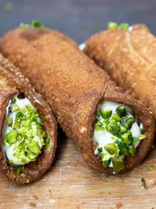 A Cannoli Recipe That’ll Bring Sicily To You